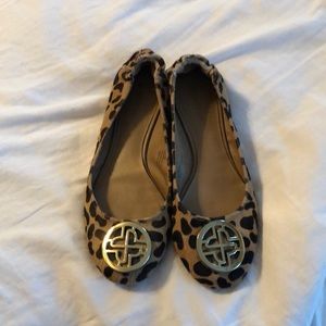 Audrey Brooke leopard print animal hair feel flats